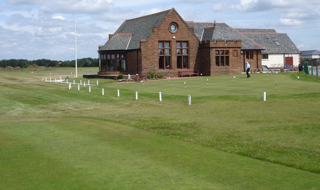 Glasgow Gailes clubhouse