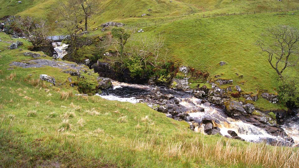 Greeto Waterfalls Bridge image