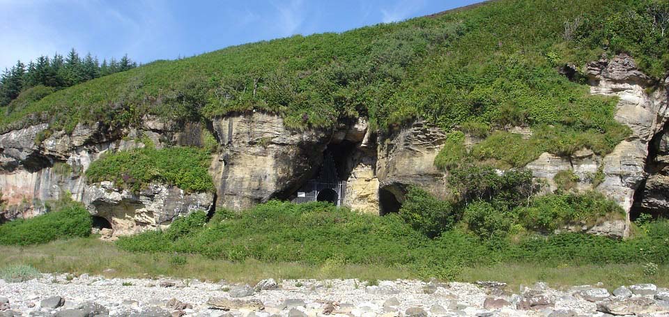 Kings Cave Arran image