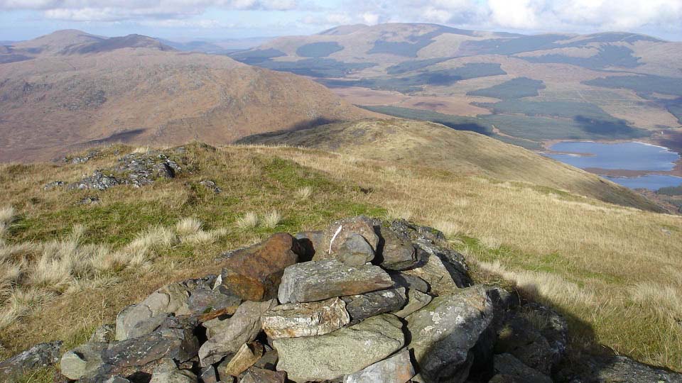 Curleywee view to White Hill image